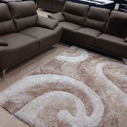 *Living Room Special*---Valencia Mature Leather Sofa/Loveseat Sets---Delivery And Financing Available✌️