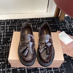 Women's loafers