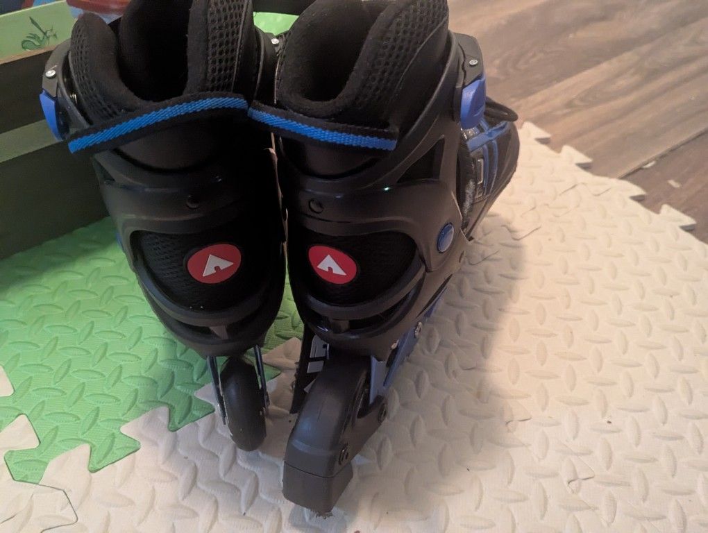 Kids 9-13 Airwalk Roller Blades
