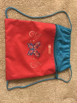 3 Girls back packs