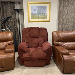 Reclining Comfy Chair- Electric Powered with Remote 
