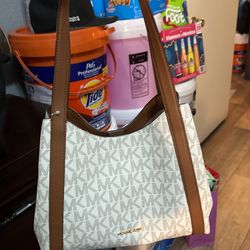 Se Venden Bolsas Usadas Y Nuevas Burn Precio Diferentes Precios 