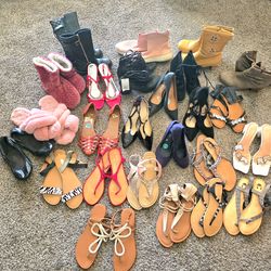 Women's shoe/heel/slipper/boot lot