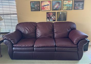 La-Z-Boy Leather Sofa & Matching Loveseat