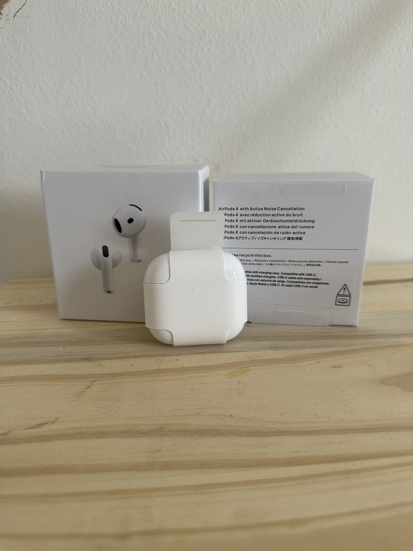 AirPods Pro 4 • Active Noise Canceling • FAST Pickup Or Shipping 