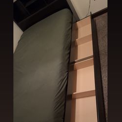 Twin Bed & Twin Mattress 