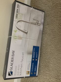 Brand New Glacier Bay Pull Down Faucet