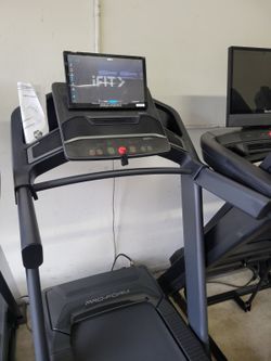 Vegas - Proform Treadmill Carbon Pro 9000 model - 12% incline - $850