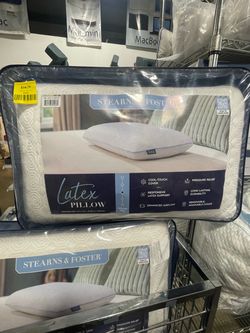 STEARNS AND FOSTER PILLOW