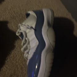 Jordan 11 lows has box cost 218.