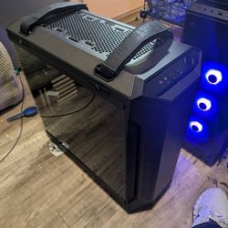 ASUS TUF Gaming GT501 Case - Tempered Glass & Carry Handles