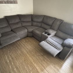 FOR SALE RECLINER SOFA