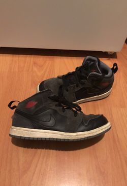 Jordan 1 Mid | 10c