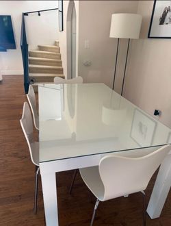 White kitchen table