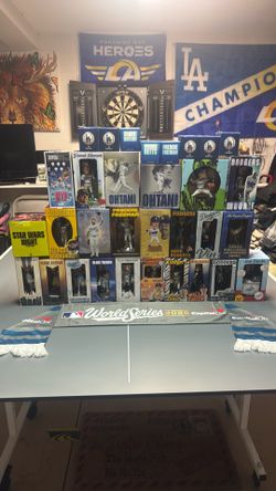 LA Dodgers 2025 complete set of bobbleheads with World Series rings and Star Wars with World Series scarf