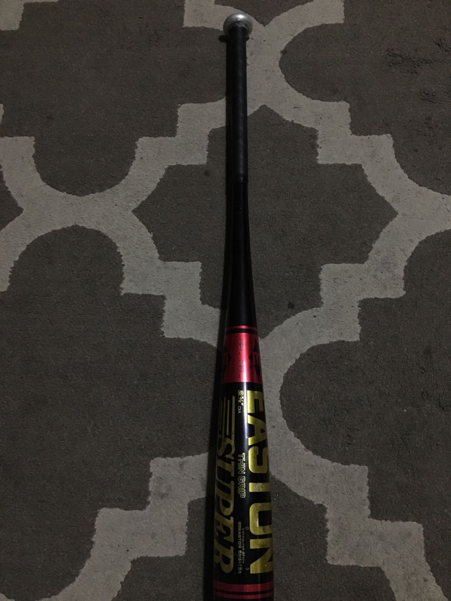Easton Super Magnum baseball bat size 33”, 30oz, thin grip