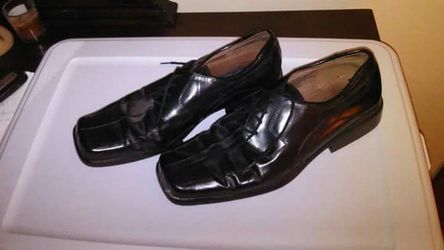 Mens dress shoes size 11