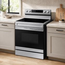 Samsung 30" Freestanding Electric Range with No-Preheat Air Fry, 6.3 Cu. Ft. Convection Oven, 5 Smoothtop Elements, Wi-Fi & SmartThings, in Stainless 