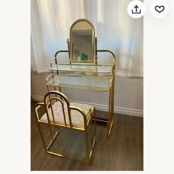 Antique Vanity Dresser