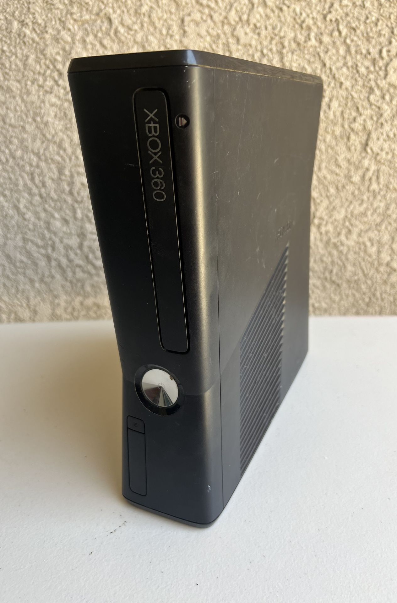 Xbox 360 Slim (Console Only) $35 OBO