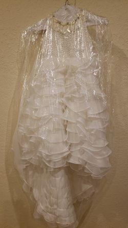 Gorgeous ivory ruffled flower girl dress !!