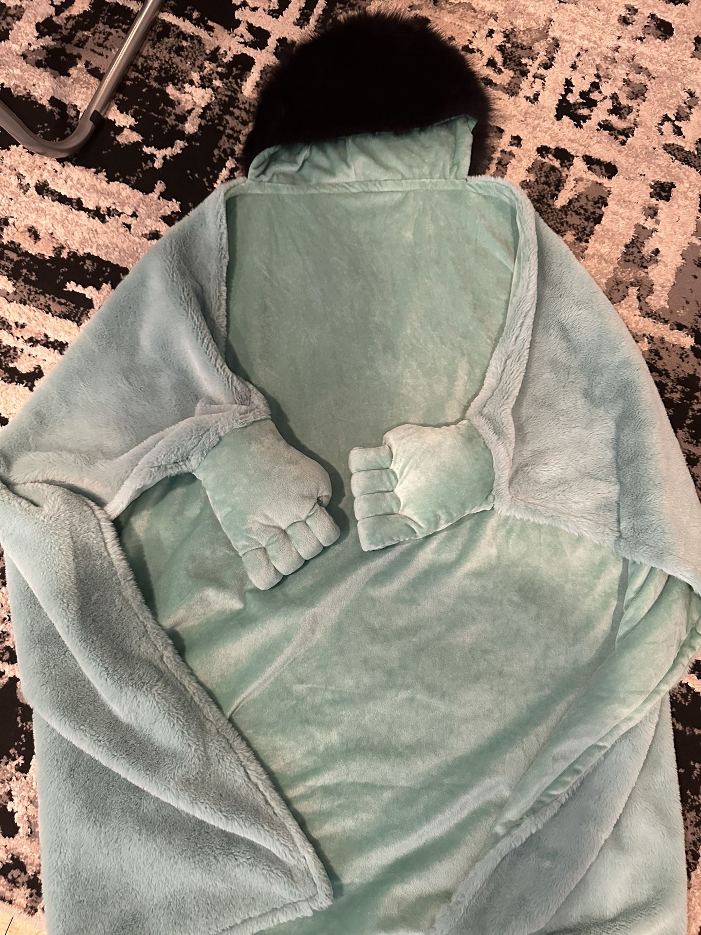 Children’s Hooded Character Blanket Hulk