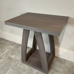 NEW - Side Table / End Table / Nightstand / Accent Table - Grey
