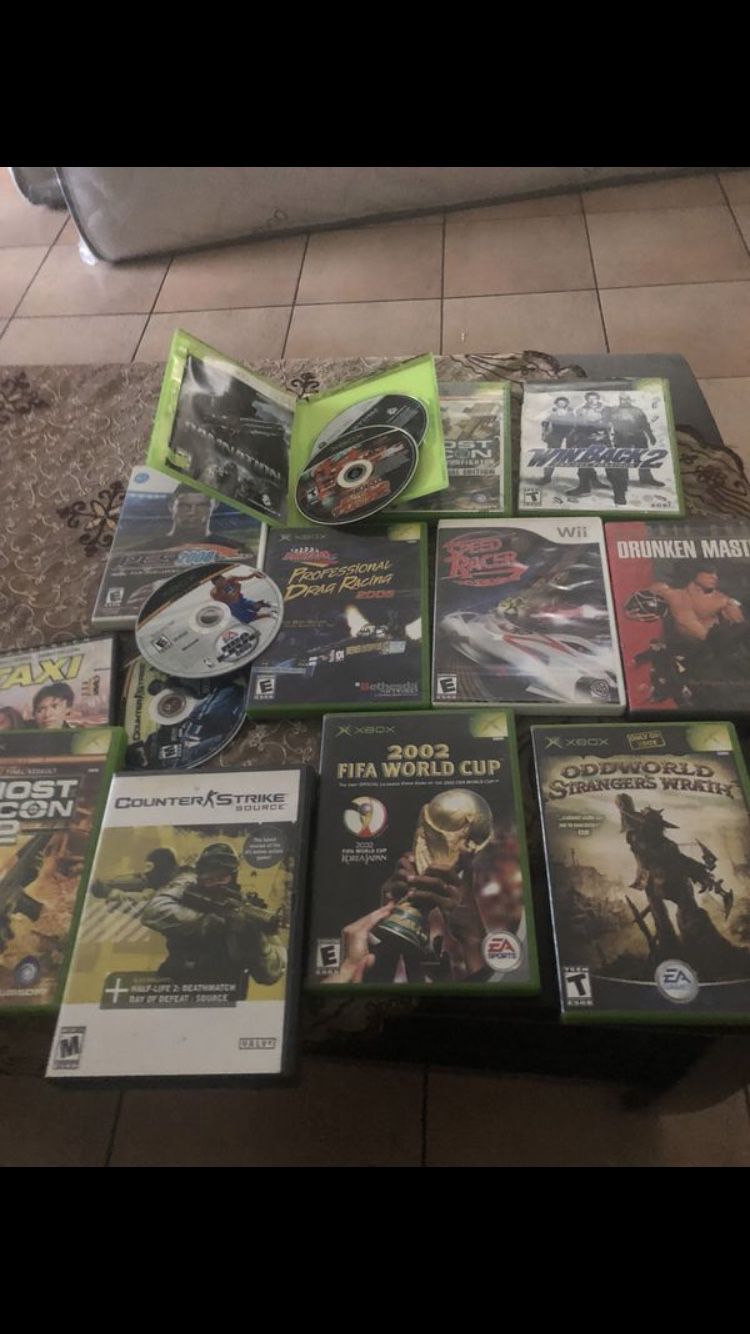 Game xbox good condition all $5