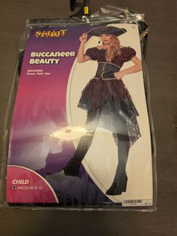 Buccaneers beauty costume