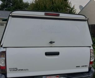 Toyota Tacoma Longbed Camper Shell