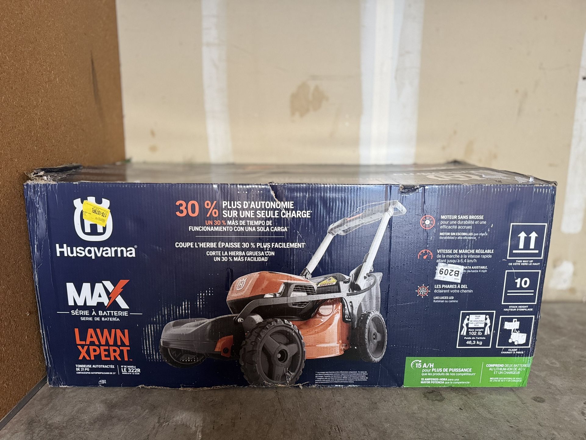 Husqvarna Lawn Xpert LE-322R Battery Powered Self Propelled Lawn Mower with Brushless Motor, Electric Lawn Mower for Small Yards (1/4-1/2 Acre), 40V L