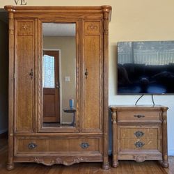 Vintage Oak Queen Bedroom Set