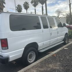 2001 Ford Econoline