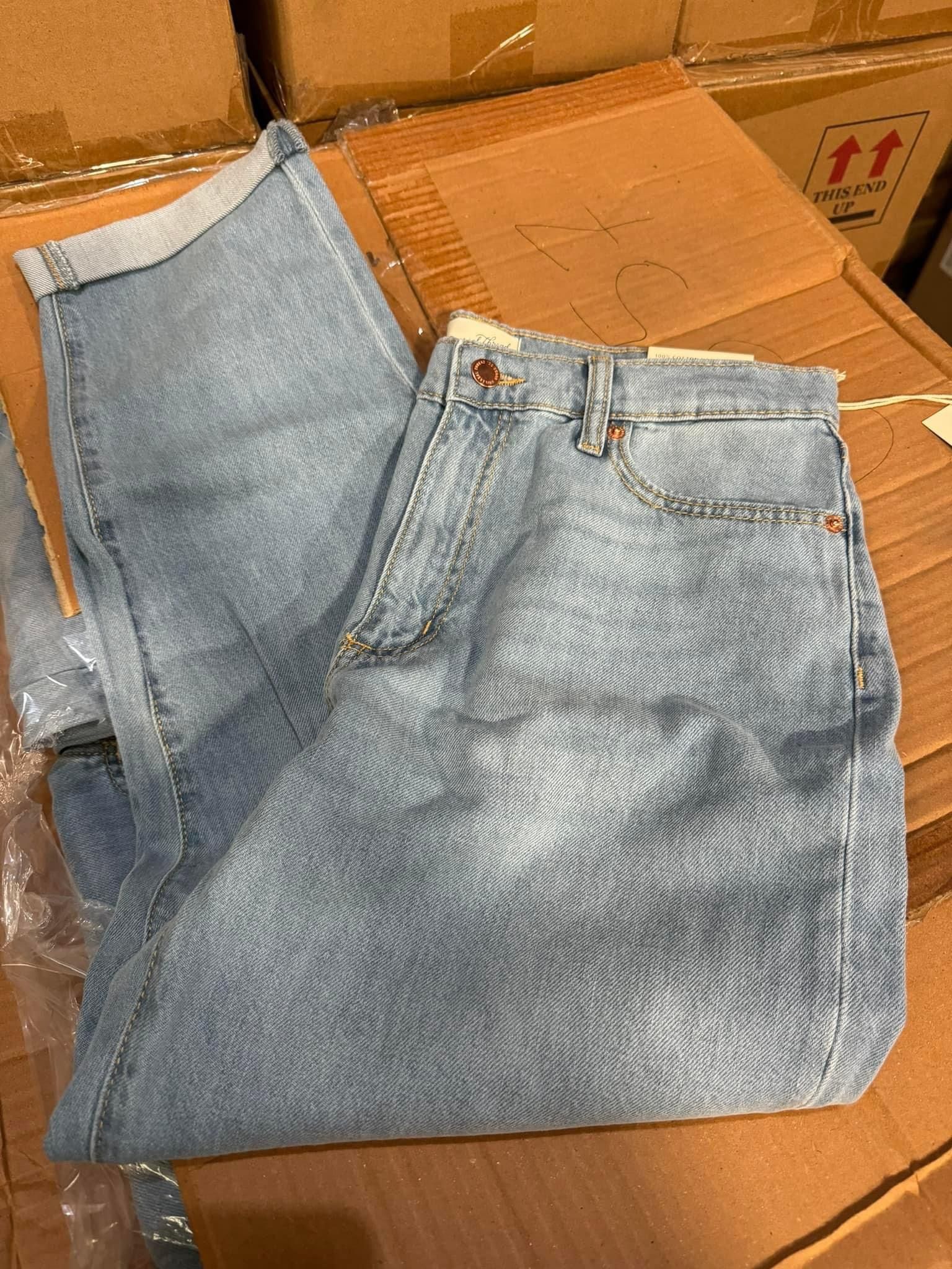 Universal Thread Womens Boyfriend Pants