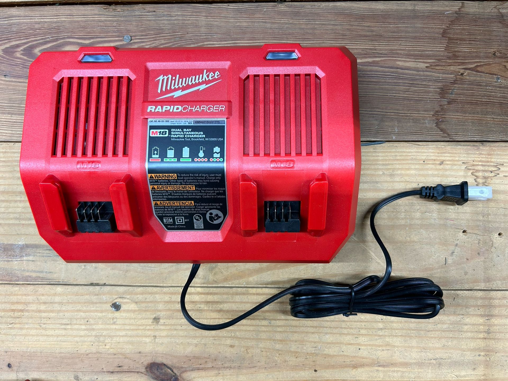 M18 Dual Bay Rapid Charger