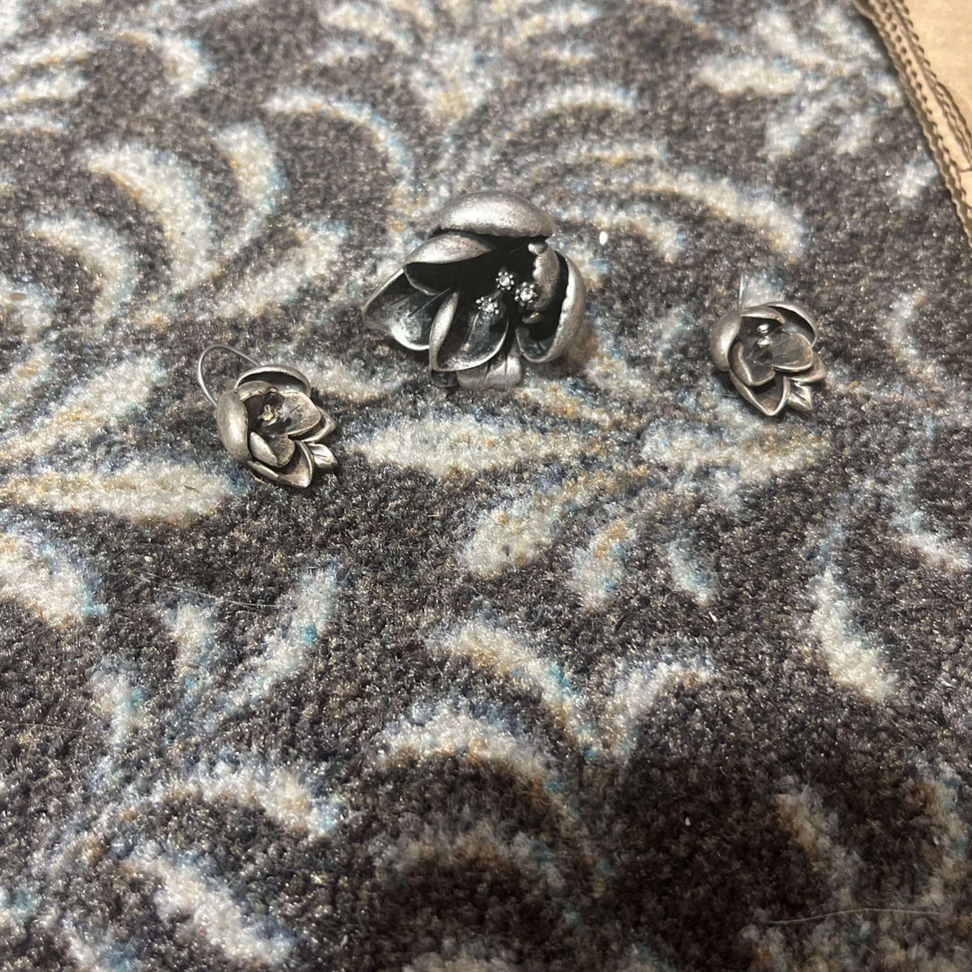 earrings rings