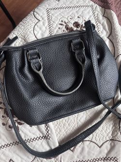 Small Crossbody. No Brand