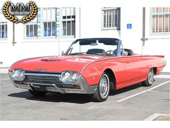1962 Ford Thunderbird