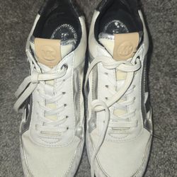 Michael Kors Whits Shoes Size 5 Used Good Condition
