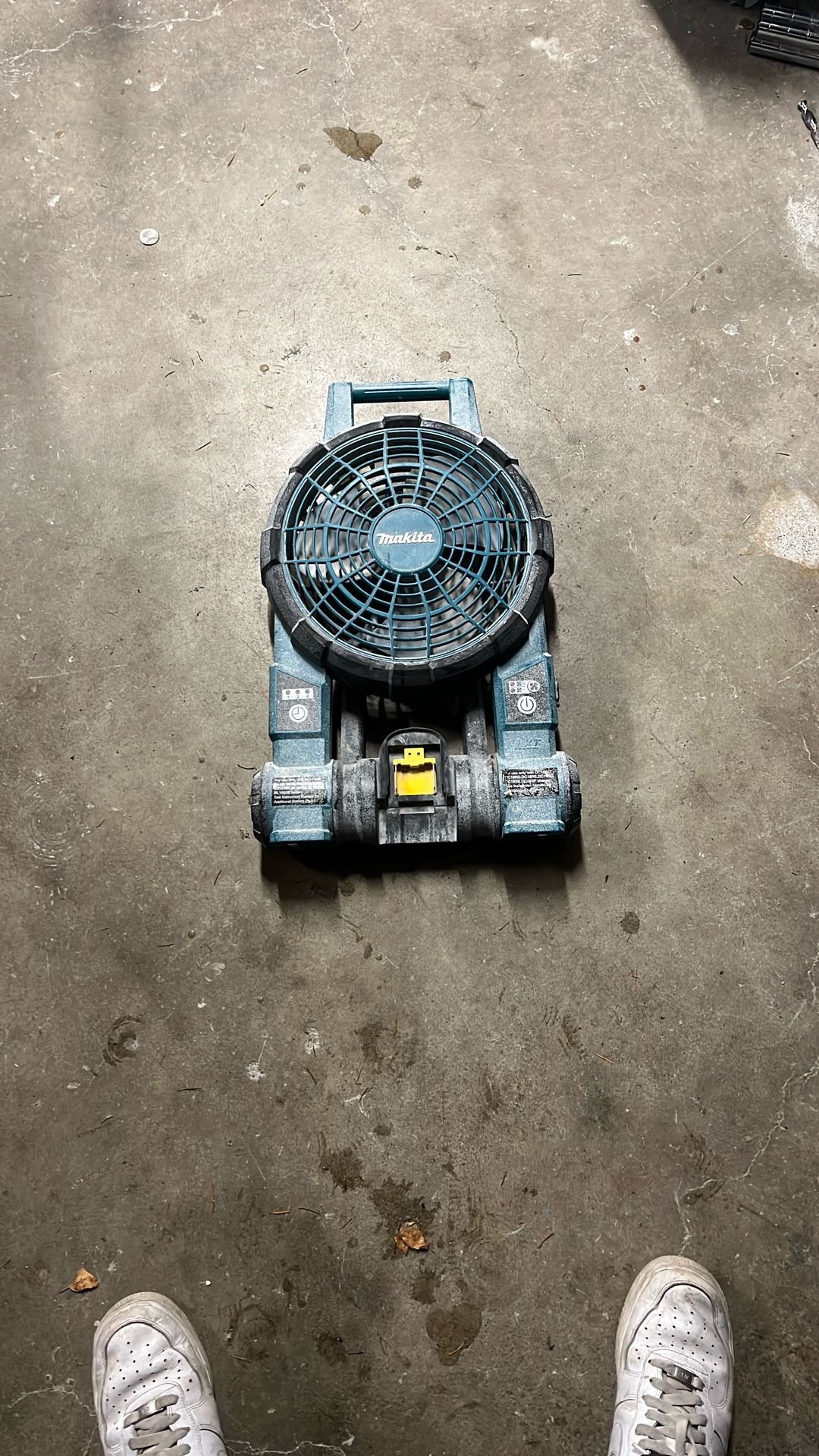 Makita 18v Fan