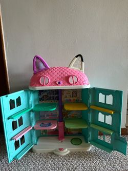 Gabby dollhouse only gabby