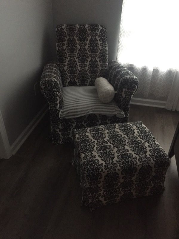 Rocking chair and ottoman