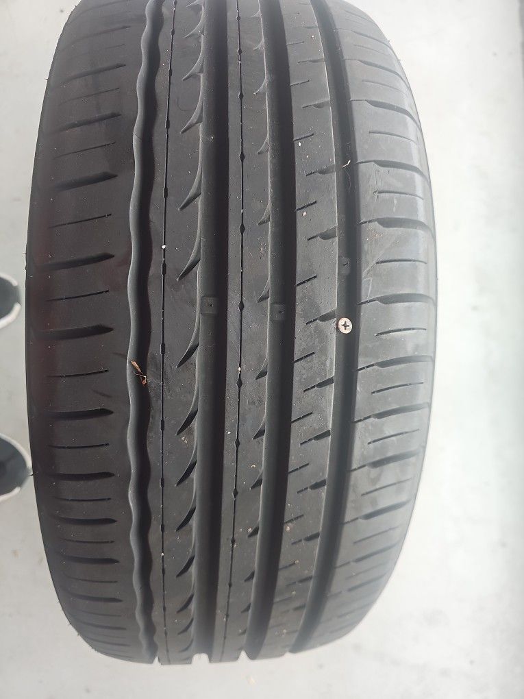 Sailun Has A Screw In It Needs To Be Patched One Tire 235 45 18.   70% Tread