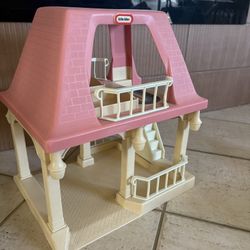 1990 Vintage Doll House 