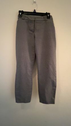 14 - L Black and White Check Miki Cropped Button Hem Pants