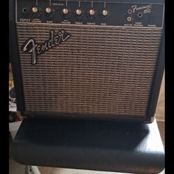 Fender Frontman 15G Electric Guitar Amp 