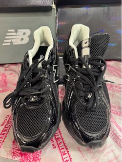 Men sneakers