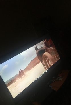 Selling a 55 inch Samsung flat screen tv