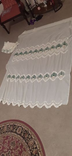 Set 2 curtains each 57x74 panel 79936