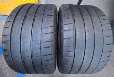 2 USED TIRES MICHELIN PS4S 285/35/20